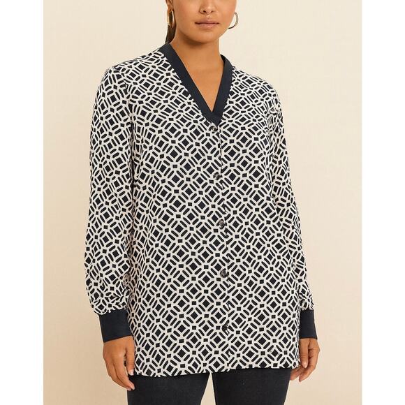 Autograph Marks & Spencer Navy and White Geometric Print V Neck Blouse size 14 - Picture 1 of 8